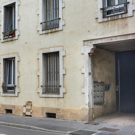 L'Independant De La Rue Du Tapis Vert - Appt Nancy Exterior foto