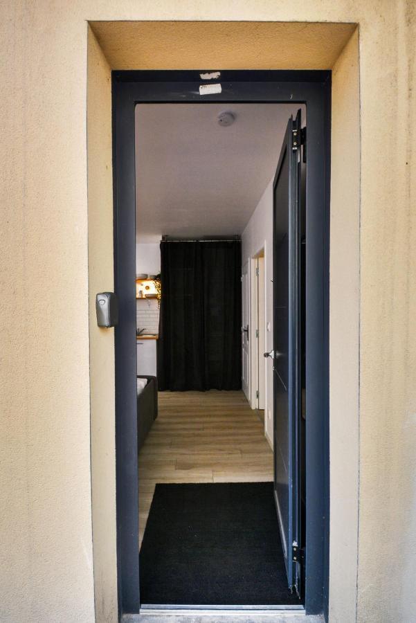 L'Independant De La Rue Du Tapis Vert - Appt Nancy Exterior foto